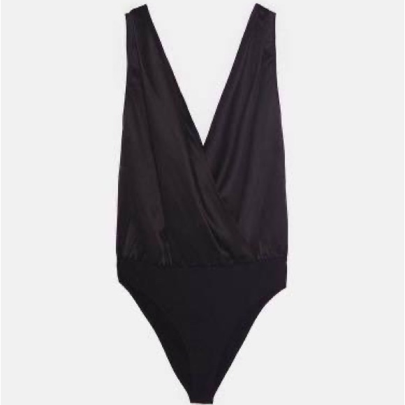 Zara Bodysuit in Black - Picture 3 of 8